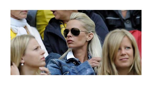 PSG - Ibrahimovic : Héléna Seger, sa femme, est l'une des plus populaires de Suède