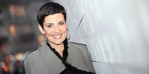 Nouveau look pour une nouvelle vie : le phénomène Cristina Cordula décrypté