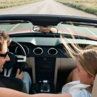 Assurance voiture : femme ou homme, le tarif sera désormais le même