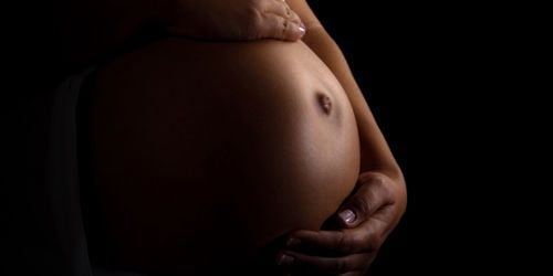 Une américaine de 61 ans donne naissance à son petit-fils