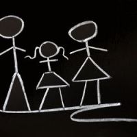 Dictionnaire des écoliers : "Les adultes participent à la reproduction des stéréotypes sexistes"