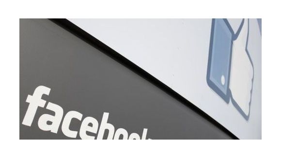  Facebook : trop d'amis, attention au stress