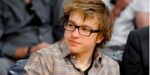 Mon Oncle Charlie : Angus T. Jones compromet sa carrière