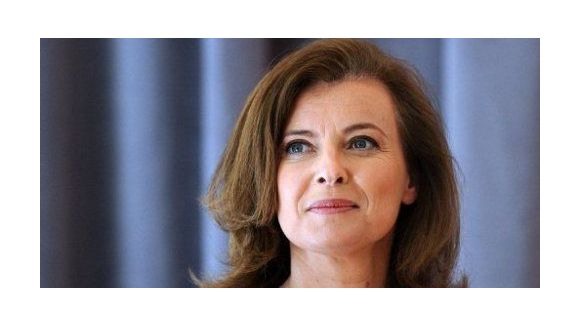 Valérie Trierweiler témoin d'un mariage gay : une opération de com' de l'Elysée ? 