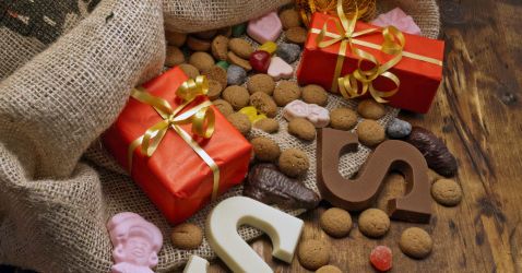 Saint Nicolas 2012 : la recette des biscuits de Noël en vidéo - Terrafemina