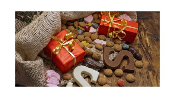 Saint Nicolas 2012 : la recette des biscuits de Noël en vidéo