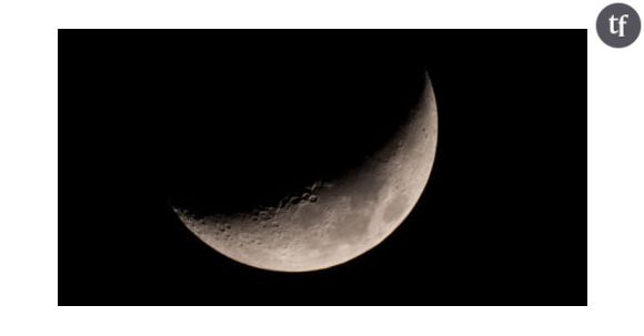 Bombardement de météorites sur la lune