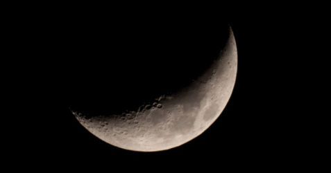 Bombardement de météorites sur la lune