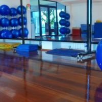 Des ballons de Pilates à la place des chaises pour améliorer la concentration des lycéens ? 