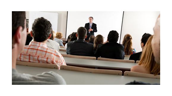 Université : les professeurs bientôt notés par leurs élèves ?