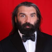 Sébastien Chabal devient l'égérie étonnante de l'épilation définitive