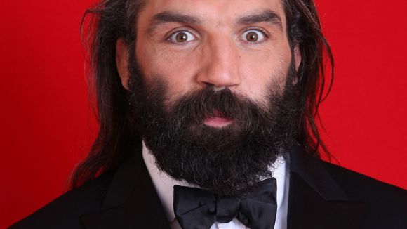 Sébastien Chabal devient l'égérie étonnante de l'épilation définitive