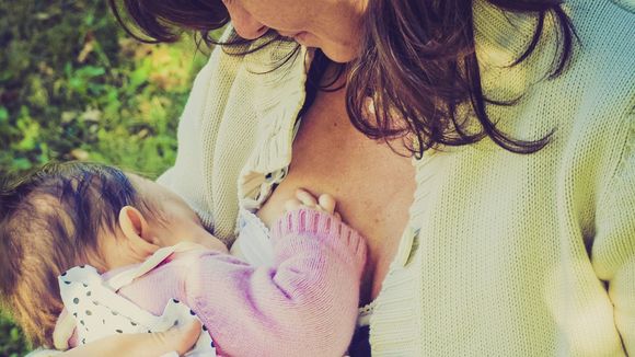 Allaitement : quelles positions pour allaiter son bébé ?