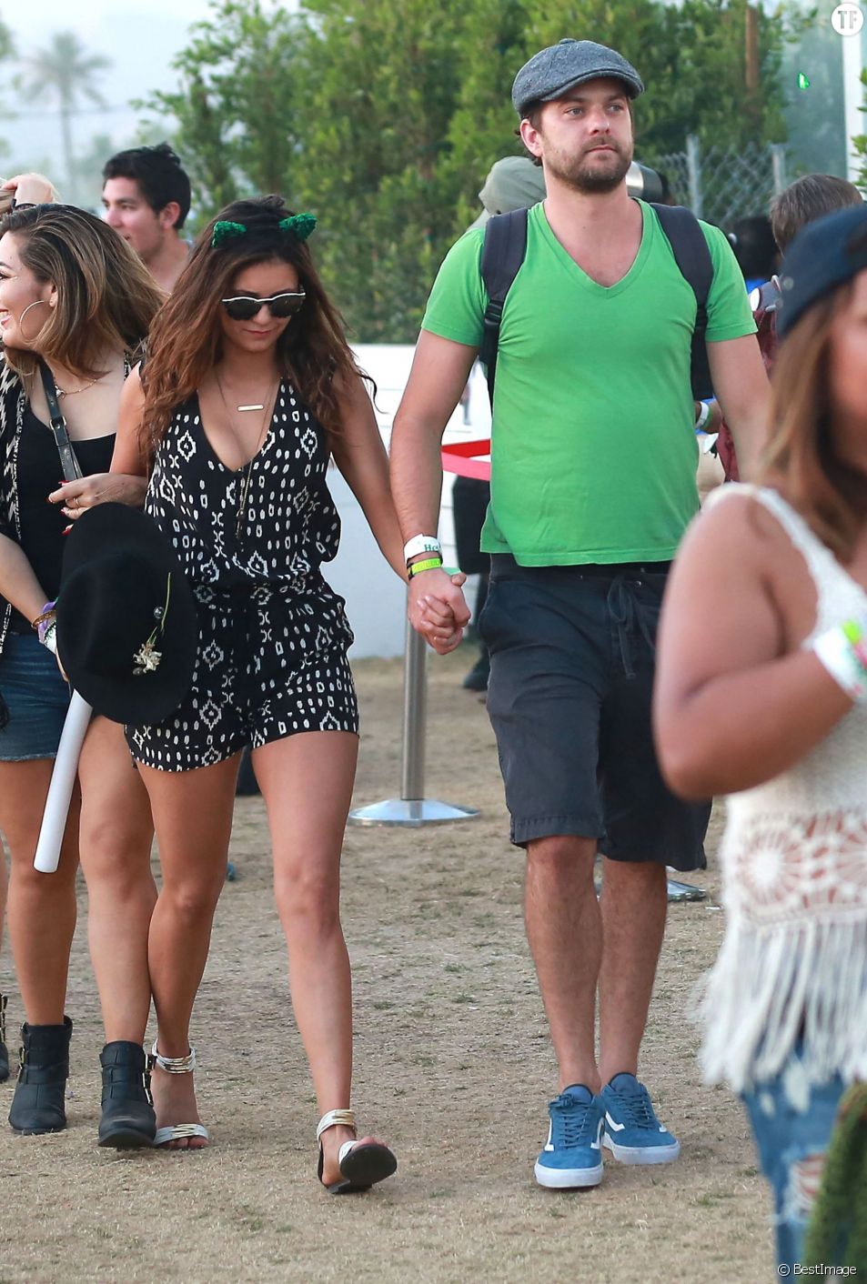 Nina Dobrev Sublime A Coachella Avec Joshua Jackson Et Pas Ian Somerhalder Terrafemina