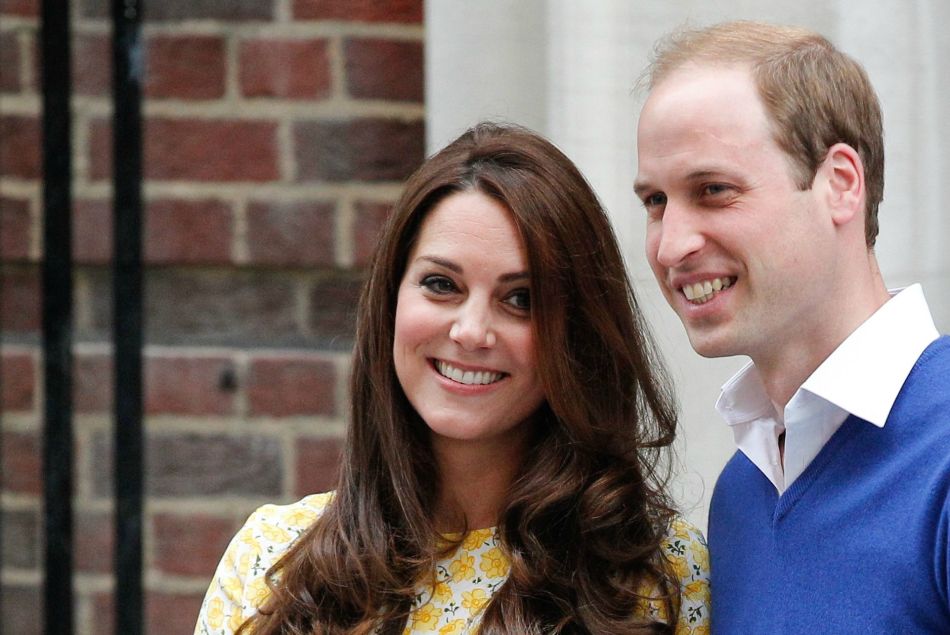 Kate Middleton et le Prince William présentent leur second enfant aux médias à Londres.