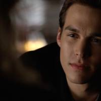 The Vampire Diaries saison 7 : Ian Somerhalder et Chris Wood rendent un hommage sexy à Delena