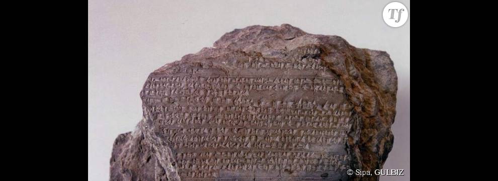  Des archéologues ont découvert une série de témoignages écrits mentionnant des droits des femmes, compilés sur des tablettes ancestrales vieilles de 4000 ans. 