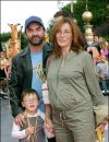 Bruno Solo, sa femme enceinte de leur fille, et leurs fils en 2004