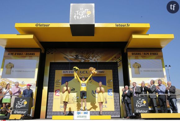 Le Britannique Christopher Froome, maillot jaune du Tour de France 2015, à la veille de l'arrivée sur les Champs Elysées