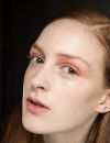 Maquillage : fard à paupières orange chez Thakoon automne-hiver 2015-2016.