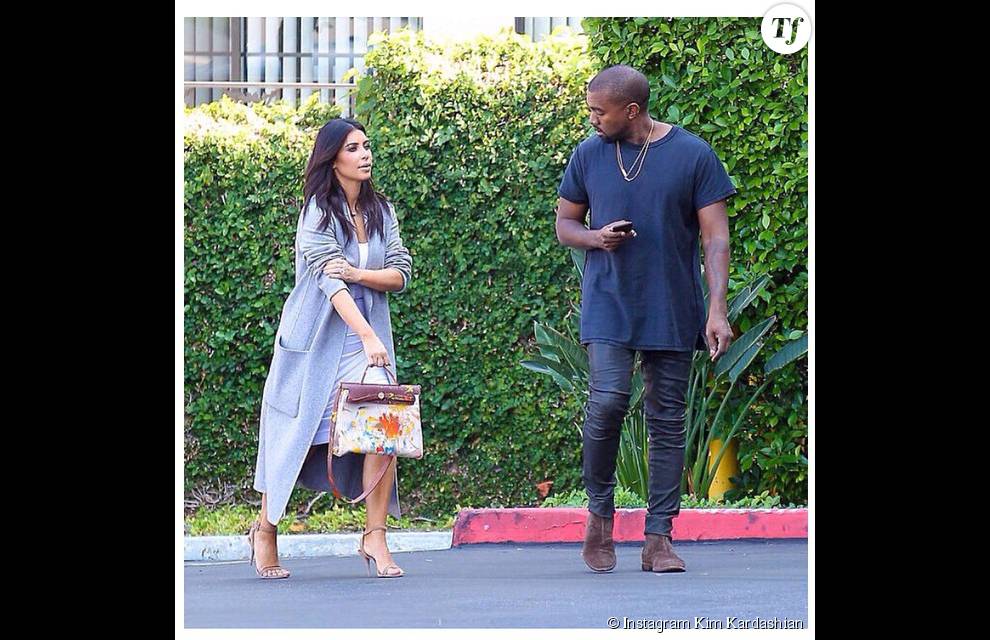 Kim Kardashian et son sac Hermes peint par sa fille.