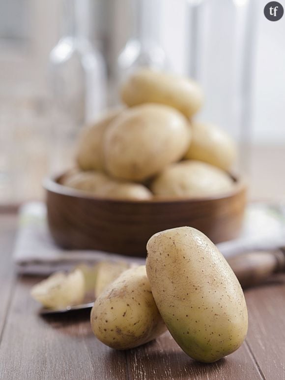 Eplucher des patates en quelques secones, c'est POSSIBLE