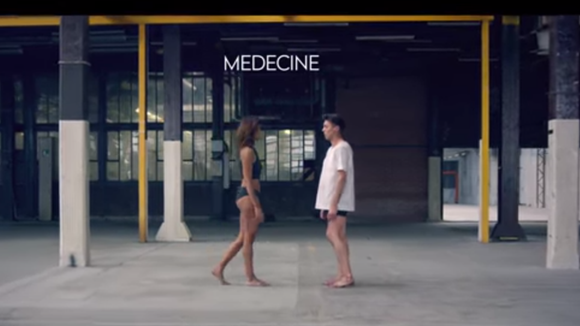 Shy'm : elle a séduit Ashton Kutcher