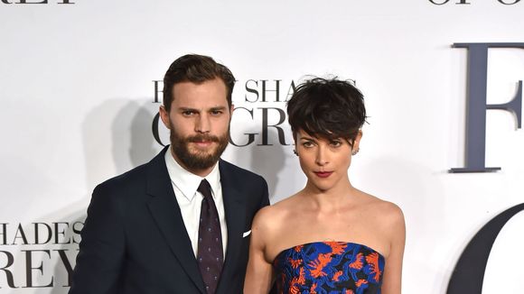 Jamie Dornan : sortie en amoureux avec sa femme Amelia Warner au concert de Rihanna (photos)