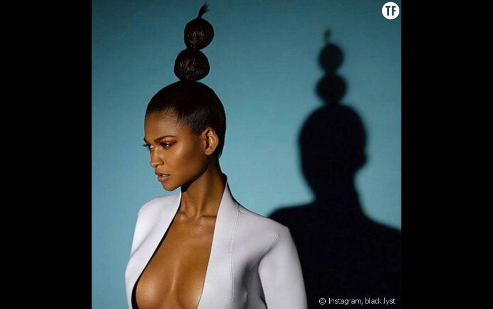 A l&#039;image de Lupita Nyong&#039;o, on ose la sculpturale ponytail en hauteur.