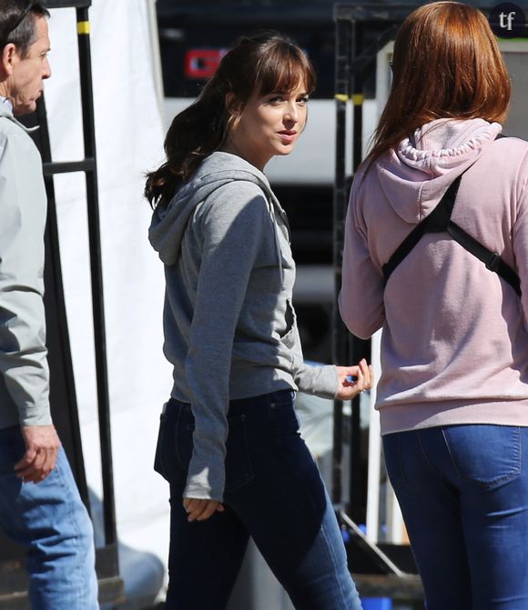 Dakota Johnson, Jamie Dornan et Rita Ora sur le tournage de Fifty Shades Darker à Vancouver le 31 mai 2016