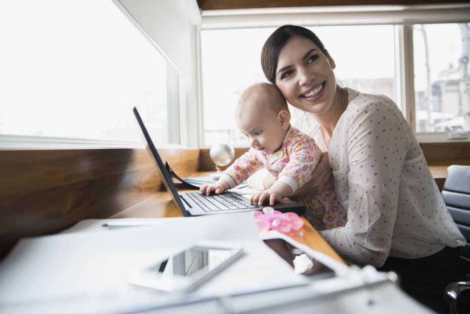 Comment travailler de chez soi quand on a un bébé