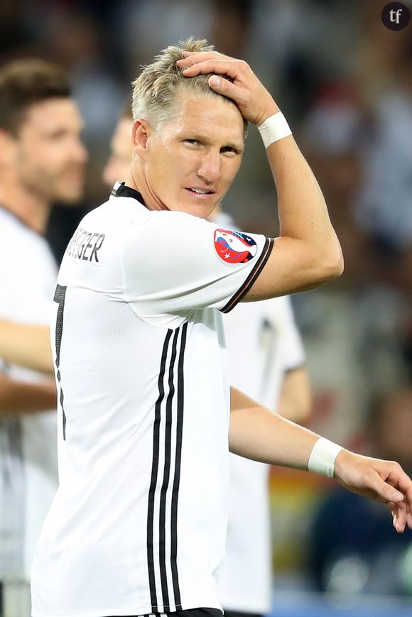 Bastian Schweinsteiger pendant le match de l'Euro 2016 Allemagne-Ukraine au Stade Pierre-Mauroy à Lille, le 12 juin 2016