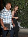 Johnny Depp et ses enfants Lily-Rose et Jack John Christopher, sortent du restaurant "Ago" à Los Angeles, le 29 juin 2016