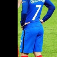 Antoine Griezmann : ses fesses agitent le web (photos)