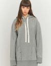  Sweat-shirt MM6 sur Urban Outfitters, 275€ 