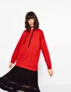  Sweat-shirt rouge Zara, 25,95€ 