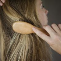 4 raisons pour lesquelles vous pouvez perdre vos cheveux