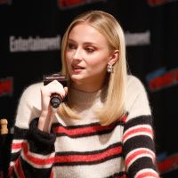 Les maladies mentales "tendance" ? L'actrice Sophie Turner rembarre un animateur