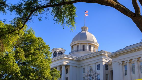 La loi anti-avortement la plus répressive des États-Unis a été votée en Alabama