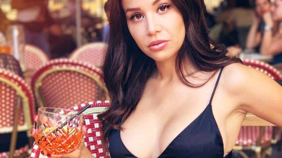 Le questionnaire cul de Cara St-Germain, youtubeuse