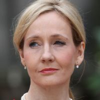 J.K. Rowling dérape : l'autrice d'Harry Potter accusée de transphobie