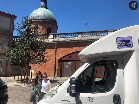 Le camion douche, l'association solidaire de Toulouse.