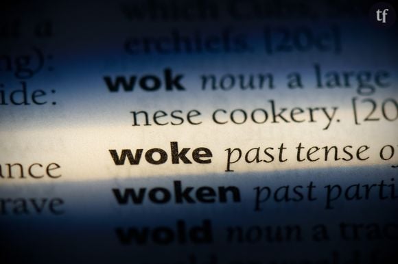 Pourquoi parle-t-on autant du terme "woke" ?