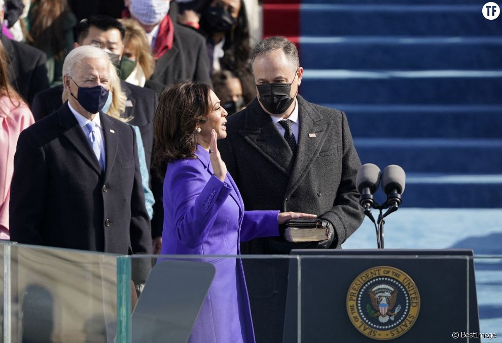 Joe Biden, Kamala Harris et son mari Douglas Emhoff lors de l&#039;investiture du 46ème président des Etats-Unis et de la vice-présidente au Capitole à Washington le 20 janvier 2021.
