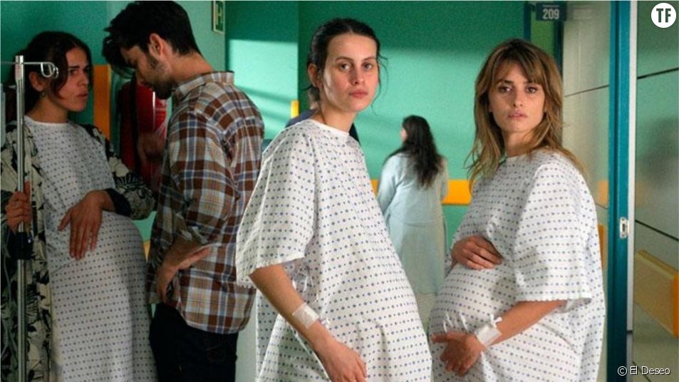 Pedro Almodovar : le téton de l'affiche de "Madres paralelas" va faire