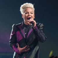 "N'écoutez plus ma musique" : Pink a un message pour ses fans anti-avortement