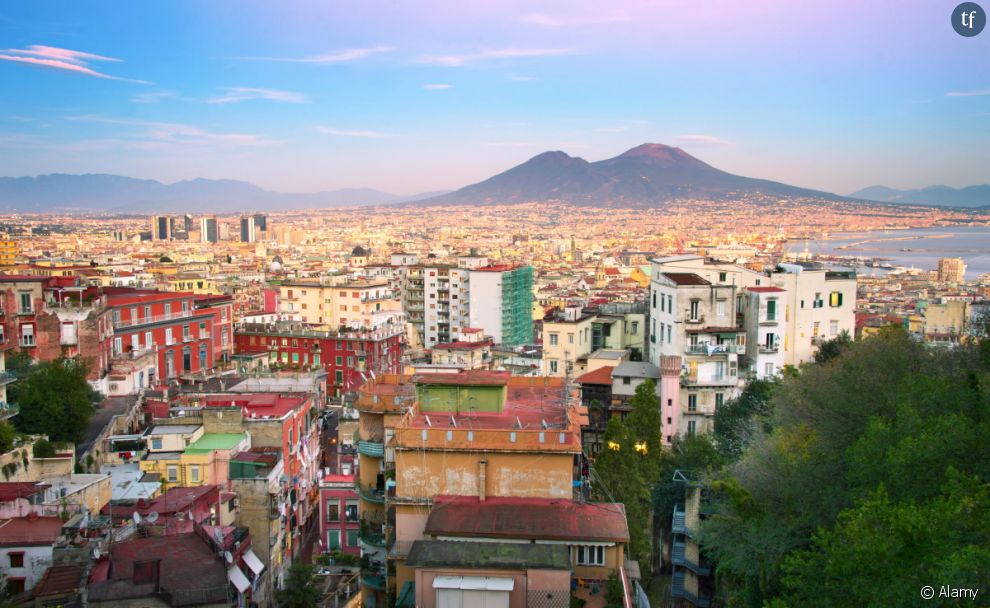 La vidéo, qui prend place à Naples, a fait le tour des réseaux sociaux et des médias