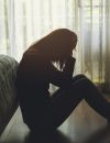 Fringales, stress, fatigue : une étude mondiale explore le syndrome prémenstruel