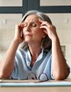 De nombreux symptômes du SPM qui s'exacerbent avec l'âge sont associés à l'approche de la ménopause, tels que "les bouffées de chaleur, la distraction et une faible libido".