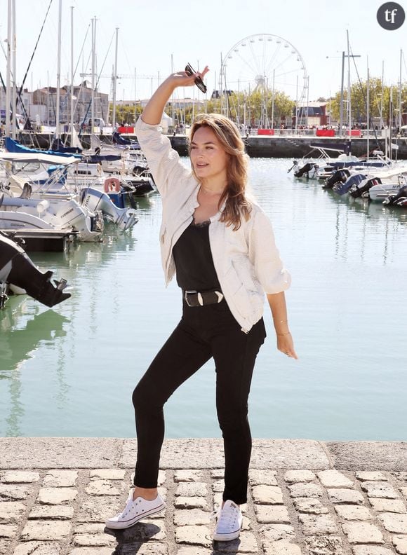 Mélanie Maudran au photocall de la série "Un si grand soleil" lors de la 24ème édition du Festival de la Fiction TV de La Rochelle, France, le 17 septembre 2022. © Patrick Bernard/Bestimage